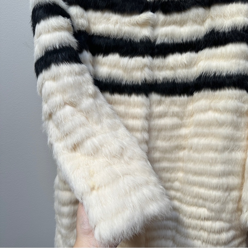 Snidel Rabbit Fur Coat - Picture 5 of 15